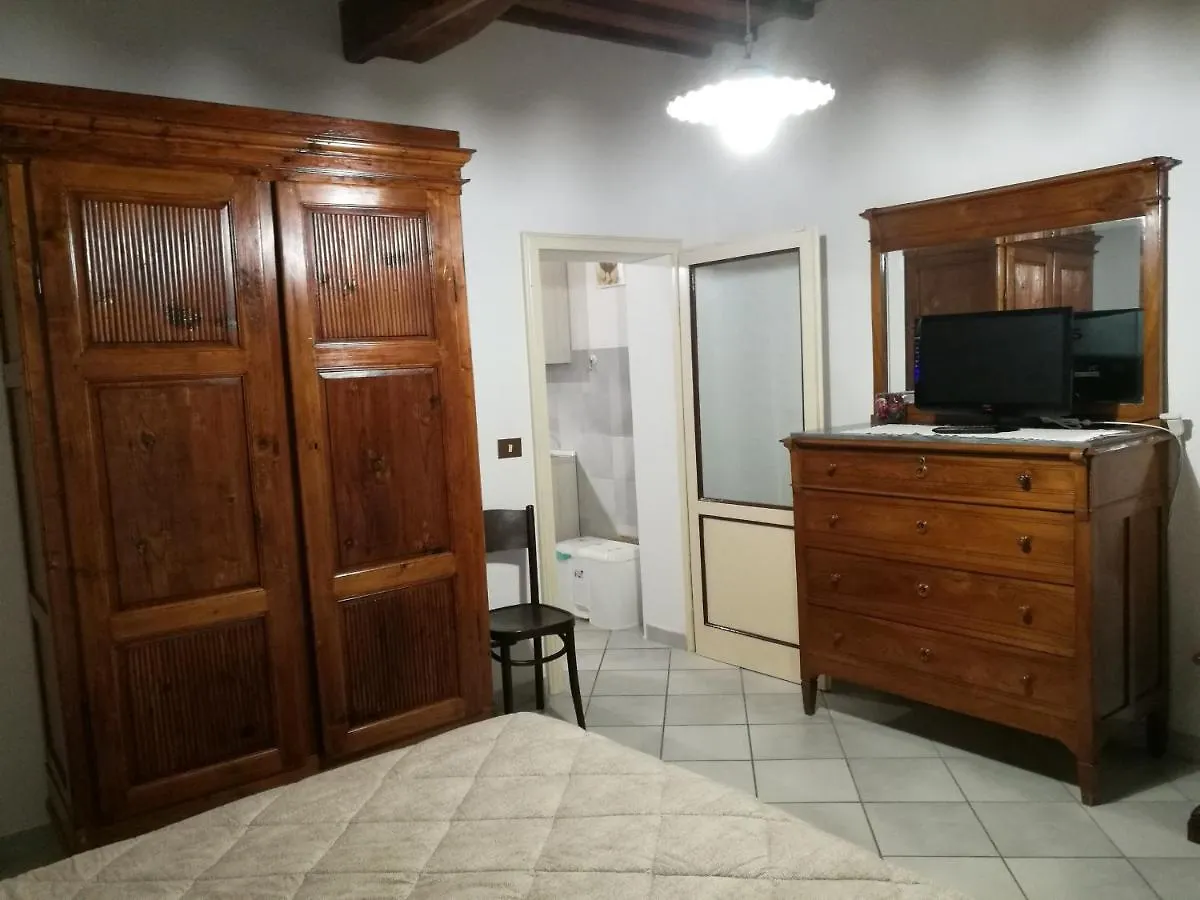 Casa Serena Uno - Centro Storico Montepulciano Stazione 0*,  Italia